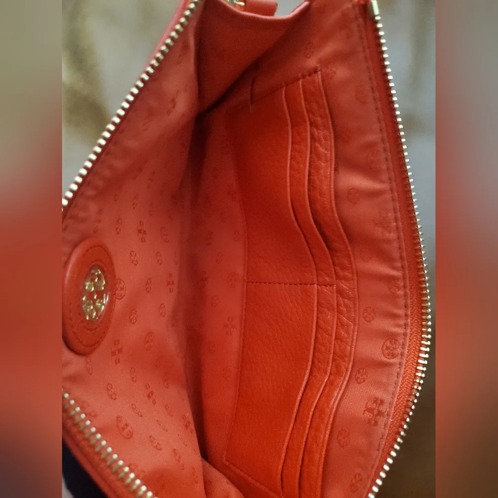 Tory Burch unused has